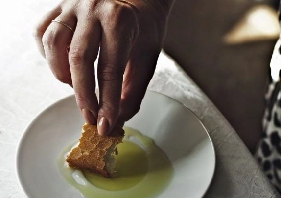 Slow-cooked courgette pasta